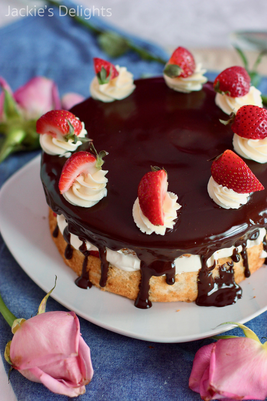 Fluffy Strawberry Cake with Chocolate Ganache